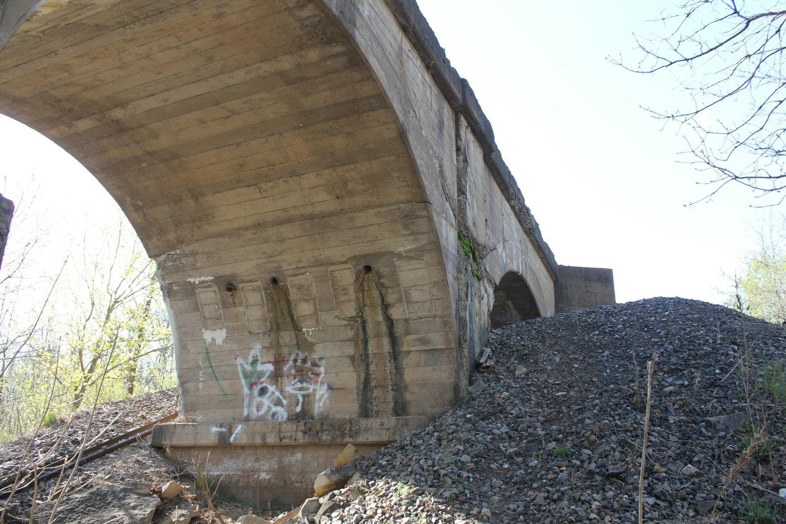North abutment